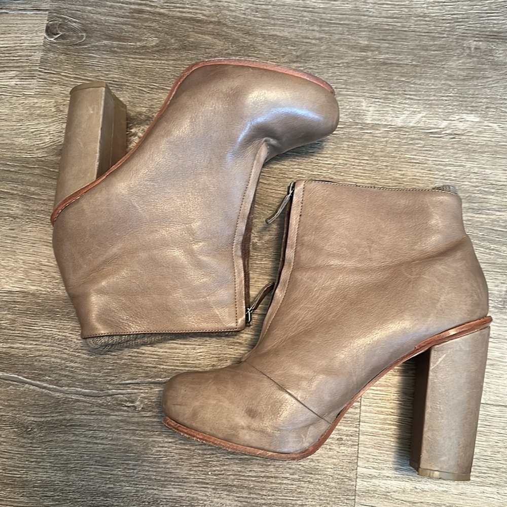 DOLCE VITA Joya Desert Leather Knit Zip Chunky Heels